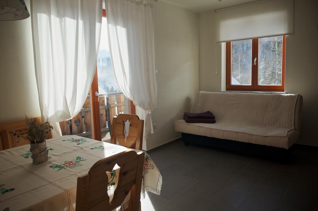 Guesthouse Planinski Dom Majerhold Солчава Екстер'єр фото
